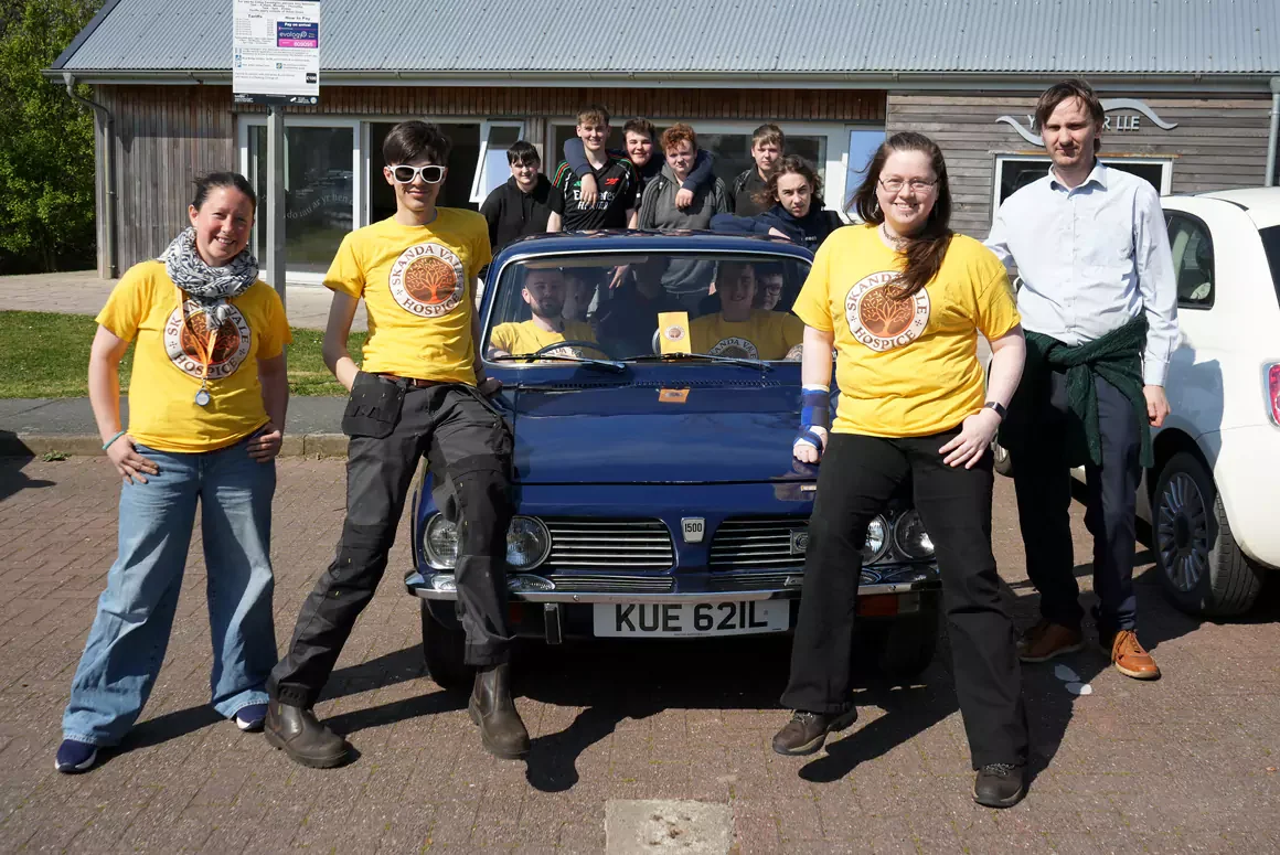 Students Restore 1970s Classic Car to Support Skanda Vale