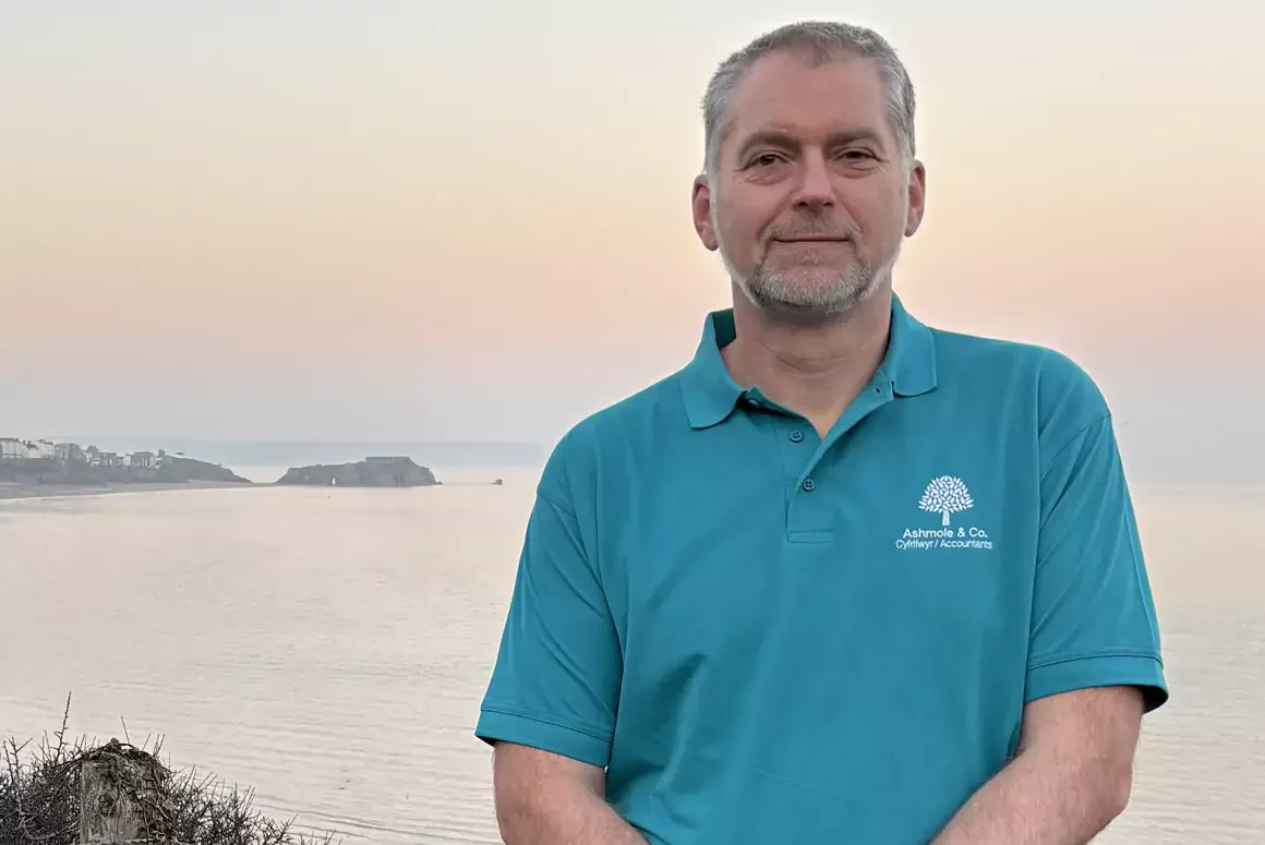 Ashmole & Co Partner Celebrates 30-year Work Anniversary