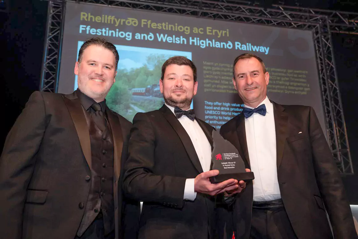 Ffestiniog & Welsh Highland Railways Win ‘Best Attraction’ Prize