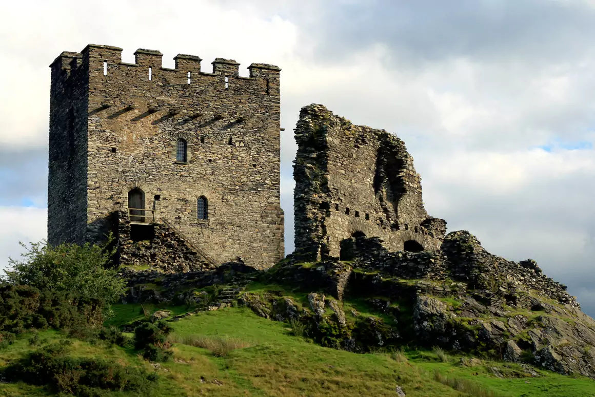 Dolwyddelan Castle, Conwy Dolwyddelan Castle, Conwy