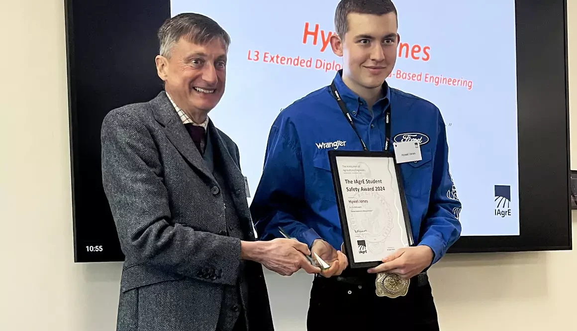 IAgrE Awards Success for Agricultural Engineering Students