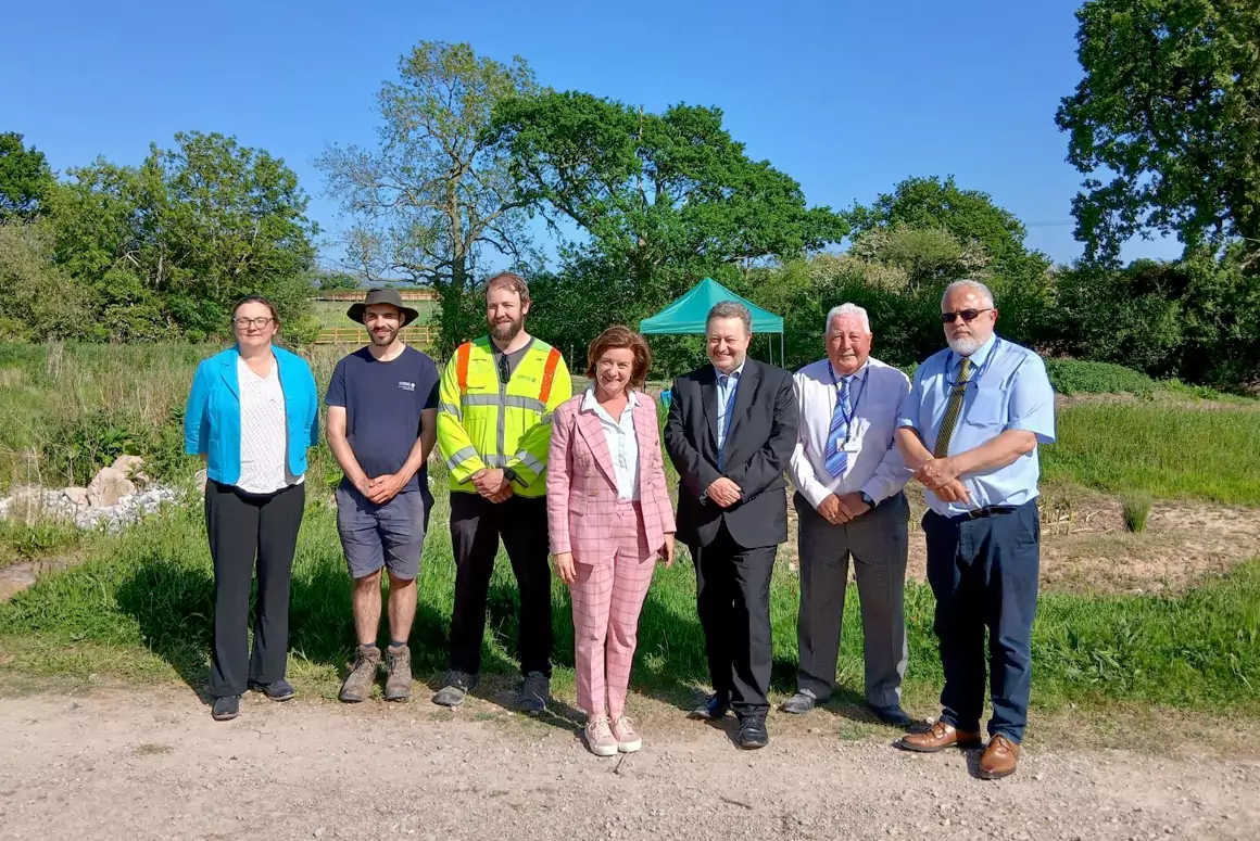 Wales’ First Minister travels to see successful projects in Denbighshire