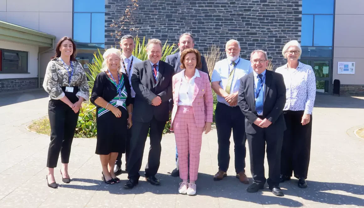 Wales’ First Minister travels to see successful projects in Denbighshire