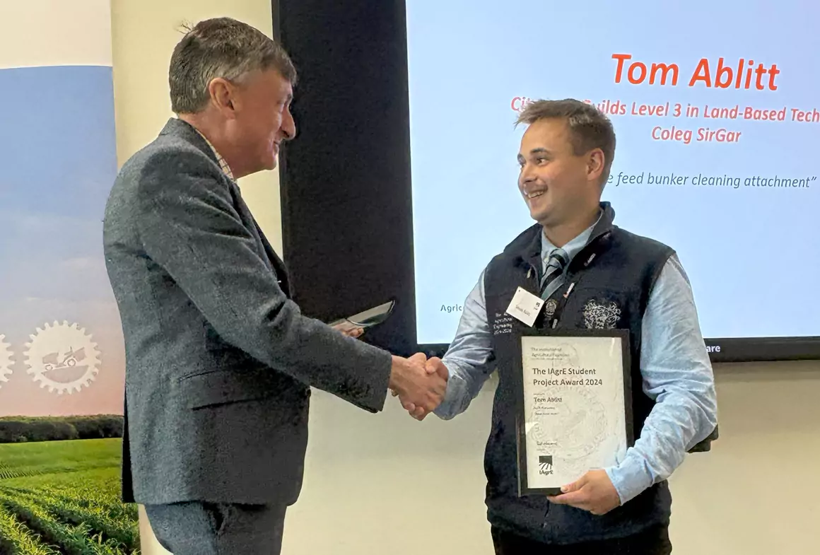 IAgrE Awards Success for Agricultural Engineering Students