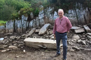 Humans Moved Bluestones from Wales to Stonehenge