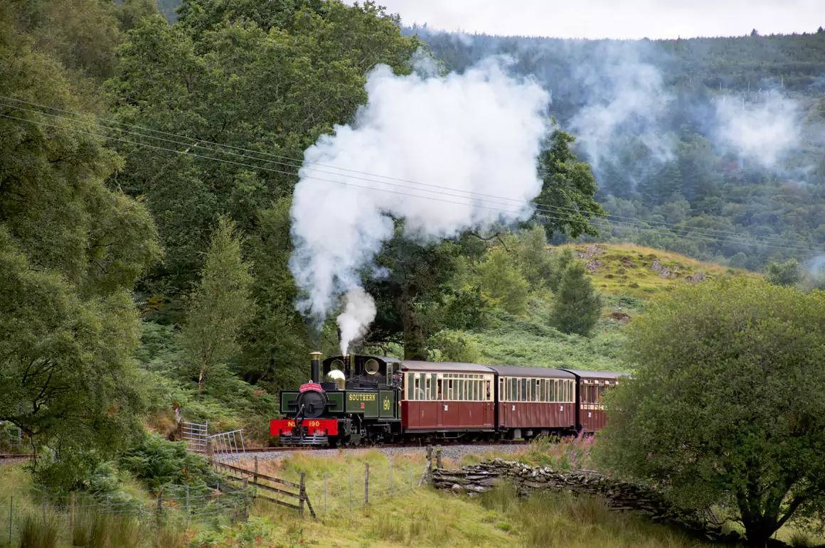FfWHR Launches New Magical Summer Steam Train Service