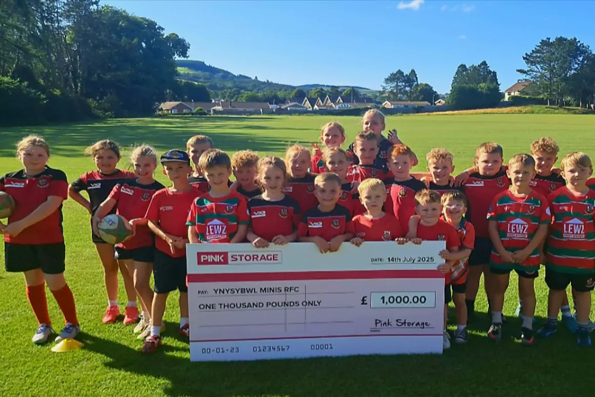 Children’s Community Rugby Club Wins £1,000