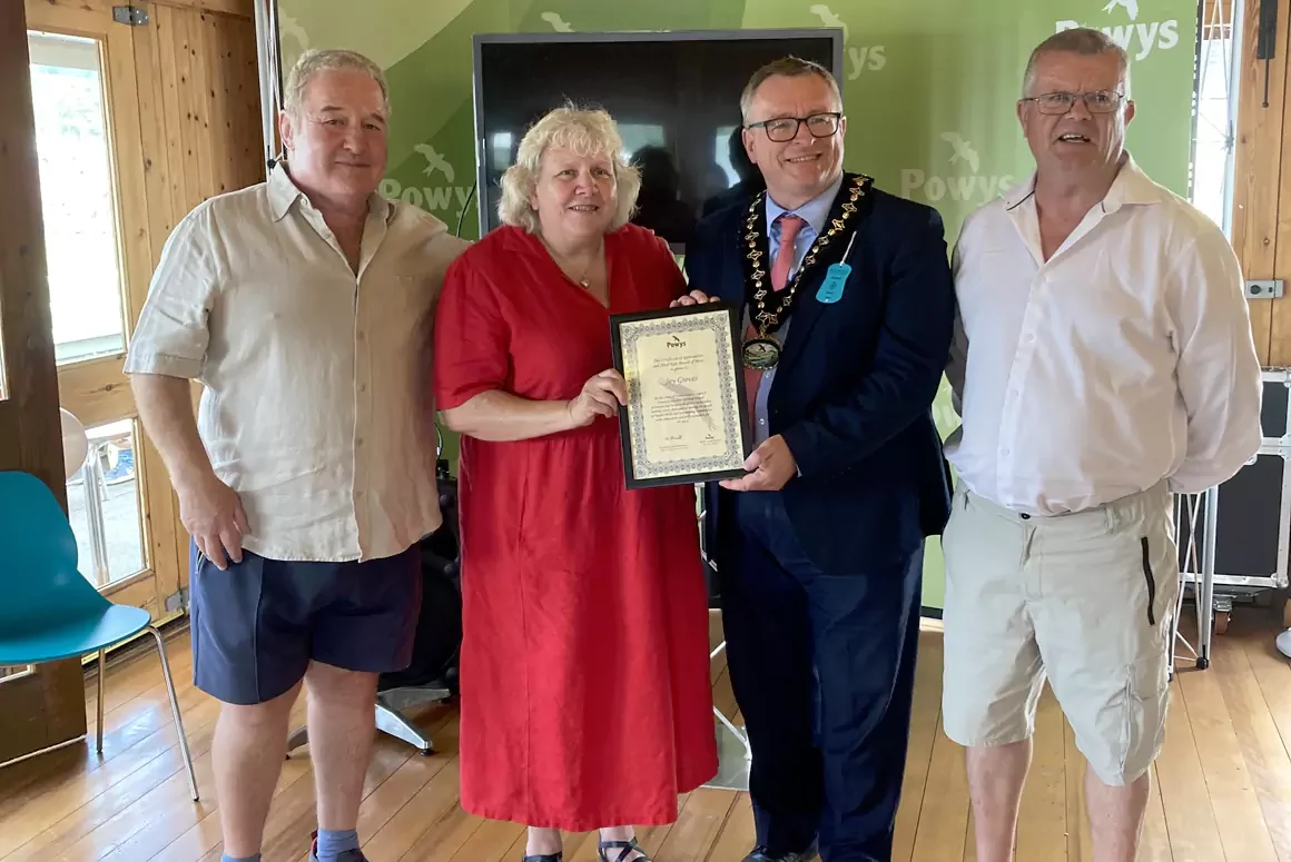 Long Standing Nurse is Presented with Silver Kite Award