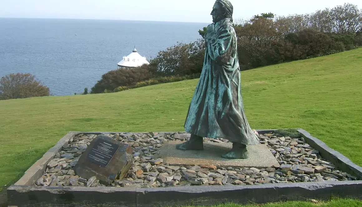 Commemorative memorial to Sir William Hillary