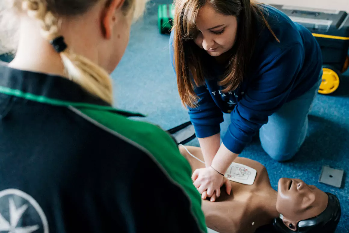 Help make Wales a community of lifesavers by learning new skills during Save a Life September