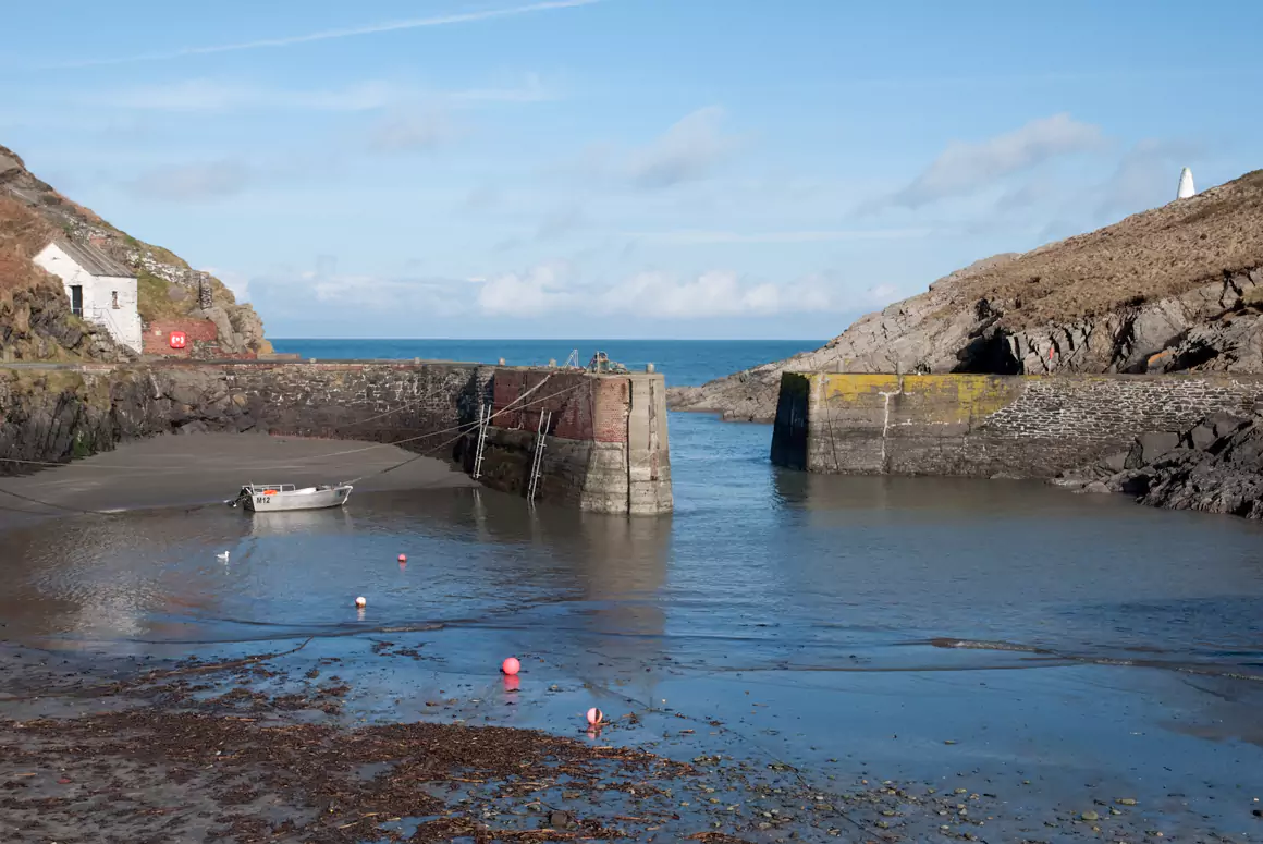 Walking in Wales: Porthgain, Pembrokeshire