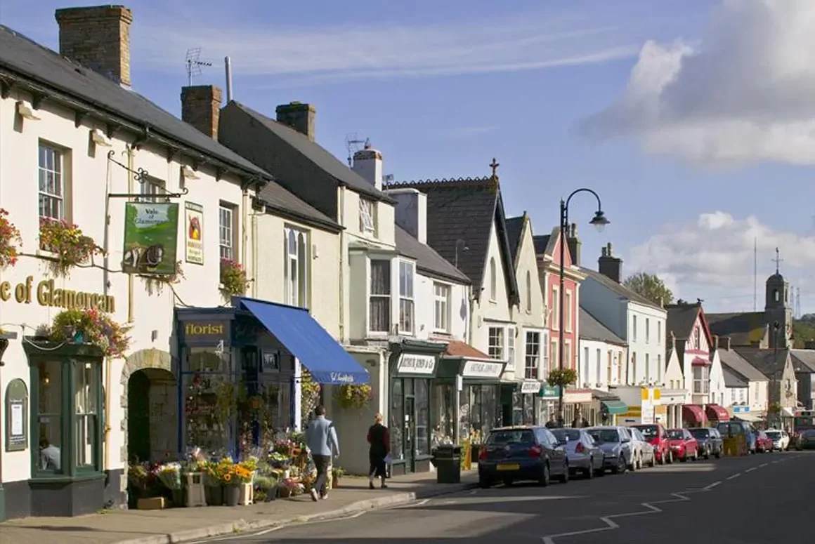 Why Cowbridge Property Stands Apart from the Welsh Average Why Cowbridge Property Stands Apart from the Welsh Average
