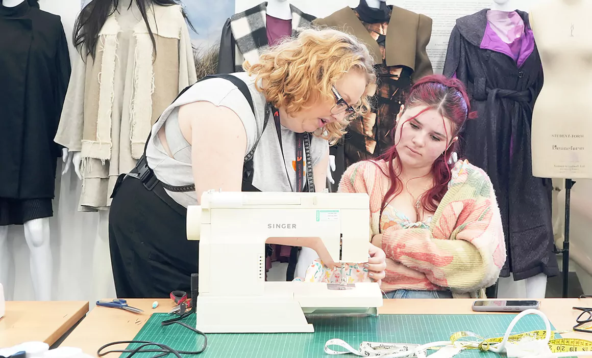 Students Work with Art School to ‘Dress a Girl Around the World’