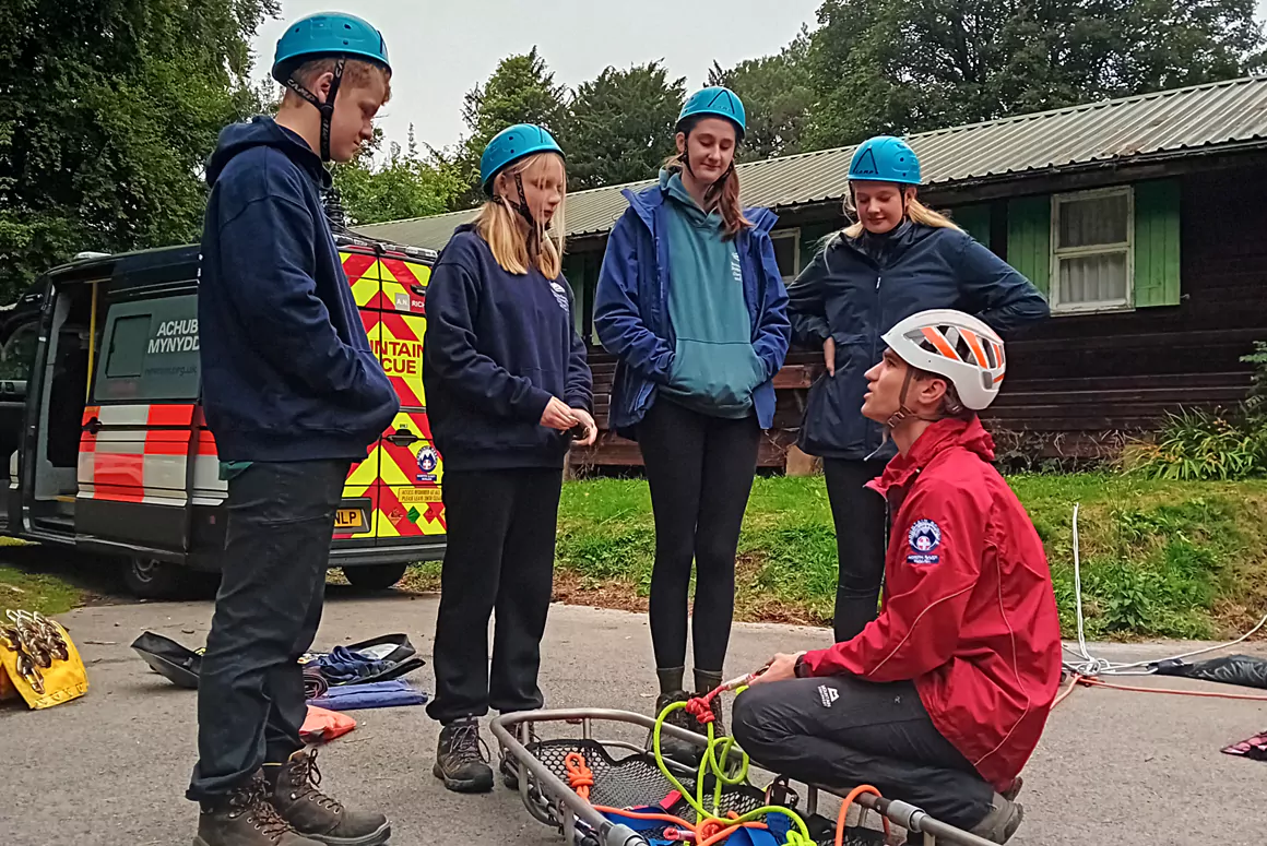 Young Rangers Learn the Ropes Alongside North East Wales Search and Rescue