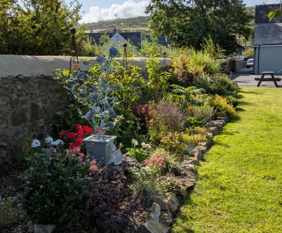Yr Hen Ysgol in Dinas Cross, Pembrokeshire