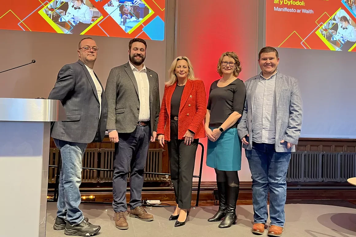 Inspirational Aaron Shares His Apprenticeship Journey Inspirational Aaron Shares His Apprenticeship Journey