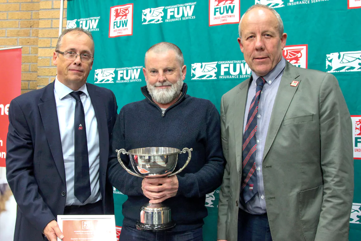 Gower View Foods’ Jon Lewis Recognised for Outstanding Service