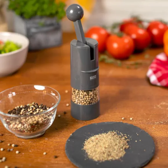Ratchet Spice Grinder from Kuhn Rikon