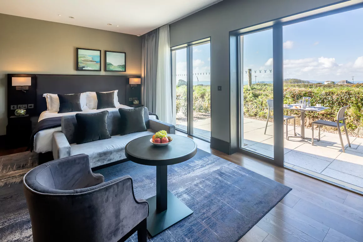 Retreats Group Launches Exclusive Black Friday Deals Up to 25% Off Gift Vouchers for Stays and Dining