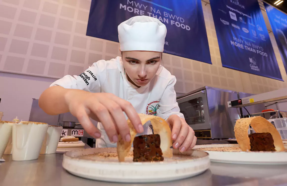 Caitlin Wins Coveted Junior Chef of Wales After 19th Birthday