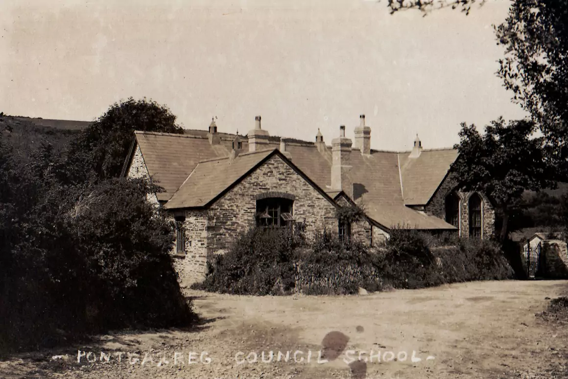 Moelfre and the Wreck of The Royal Charter