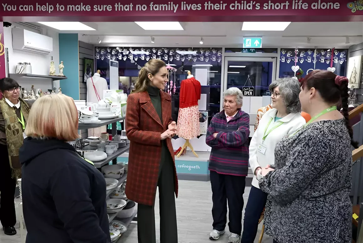 Thrilled to Welcome Princess on Impromptu Visit to Tŷ Hafan Shop