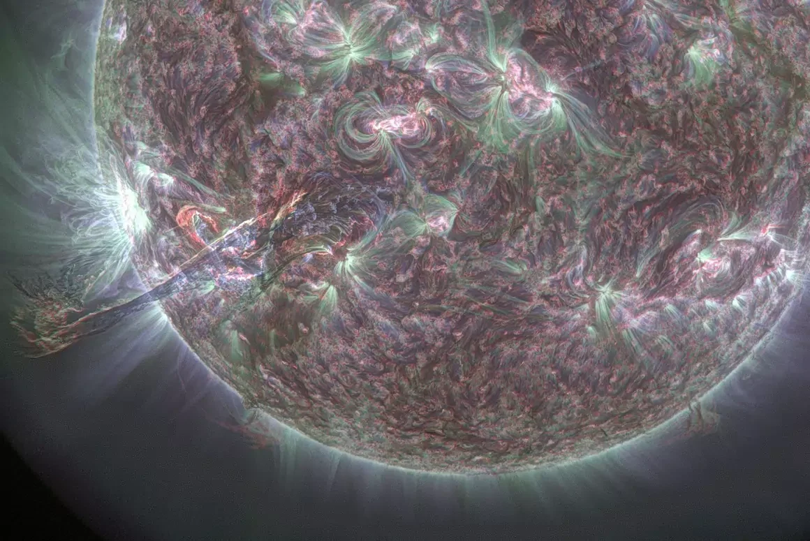 New Model to Forecast Space Weather on Way