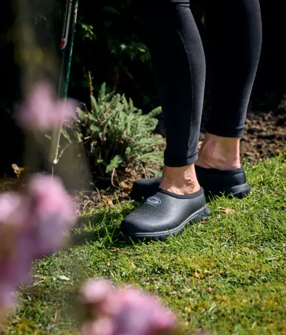 The Waterline Clog from Grubs