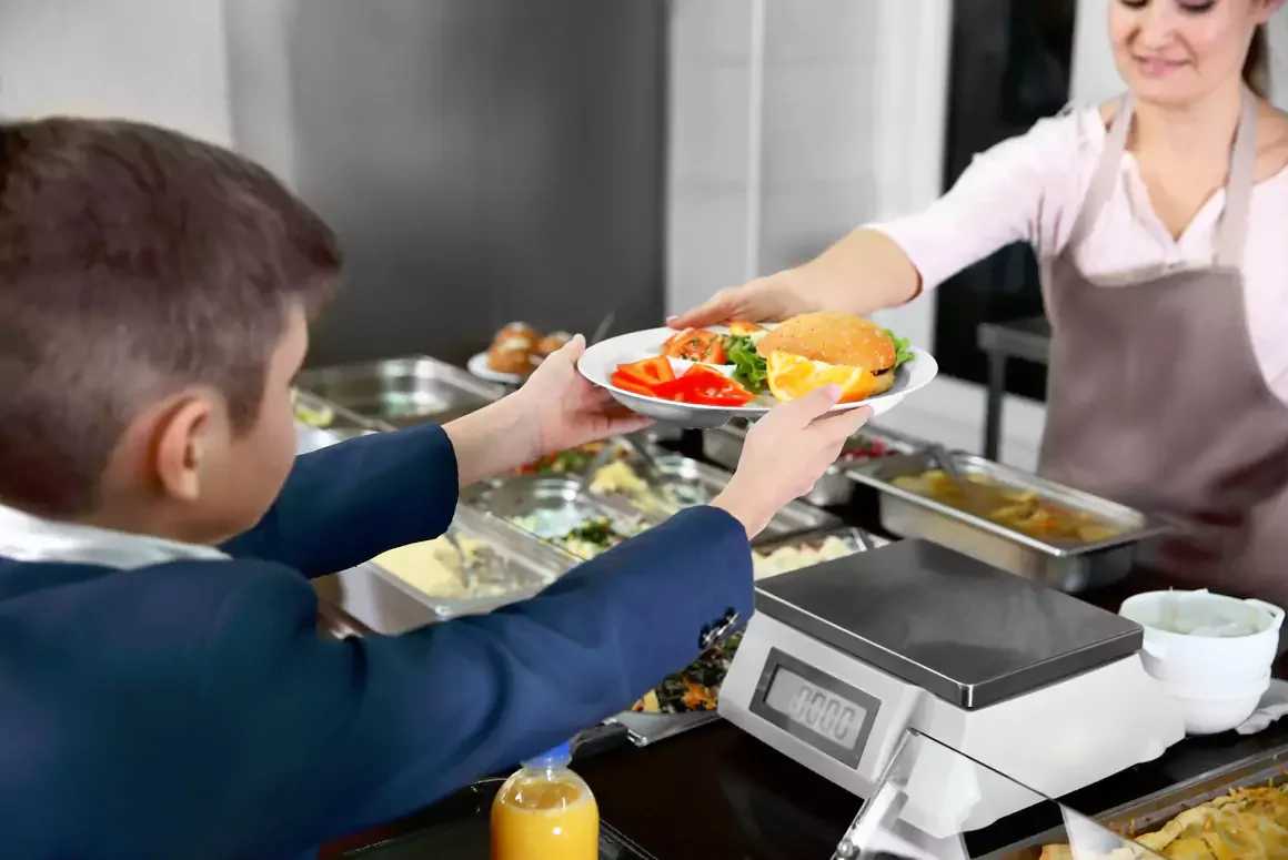 Healthy Eating Regulations for Primary Schools