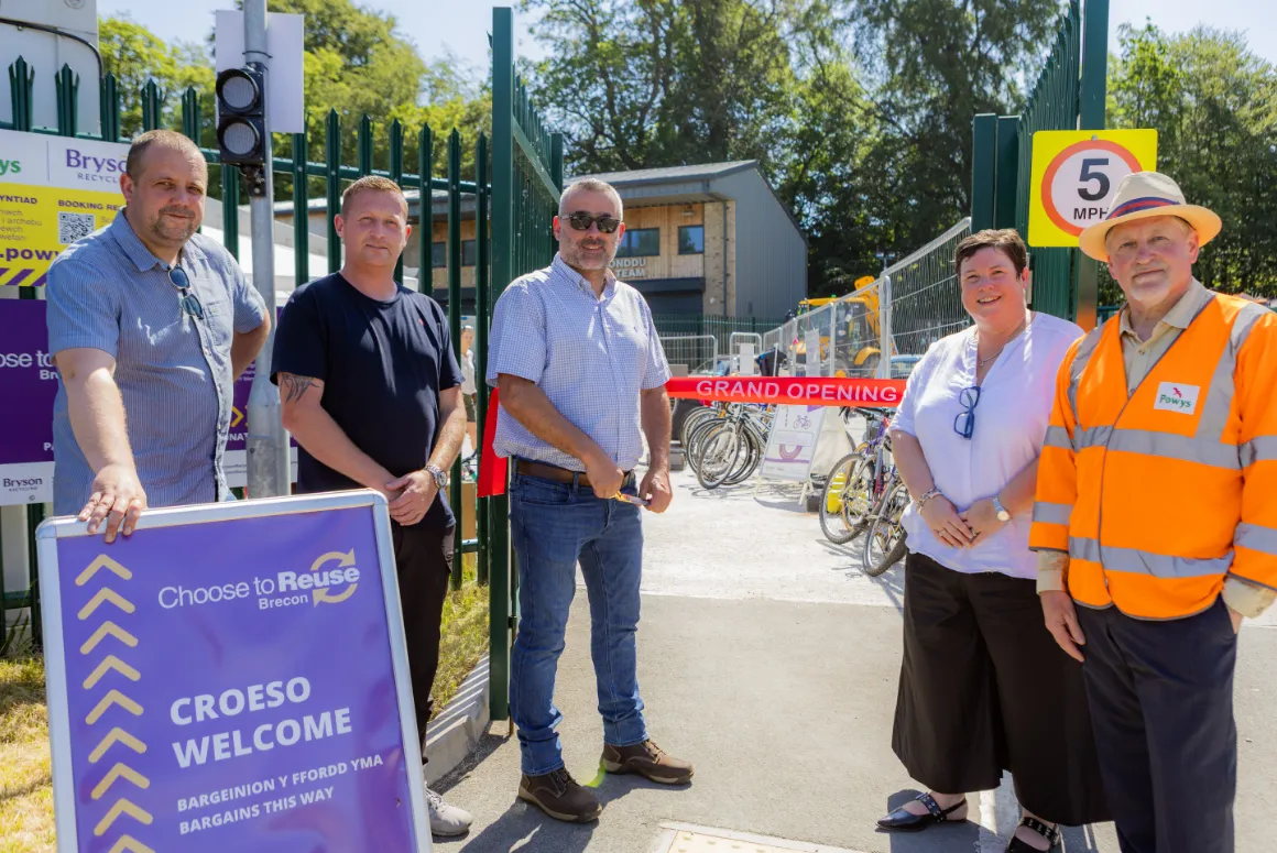 New Choose to Reuse Shop Opens at Brecon Recycling Centre