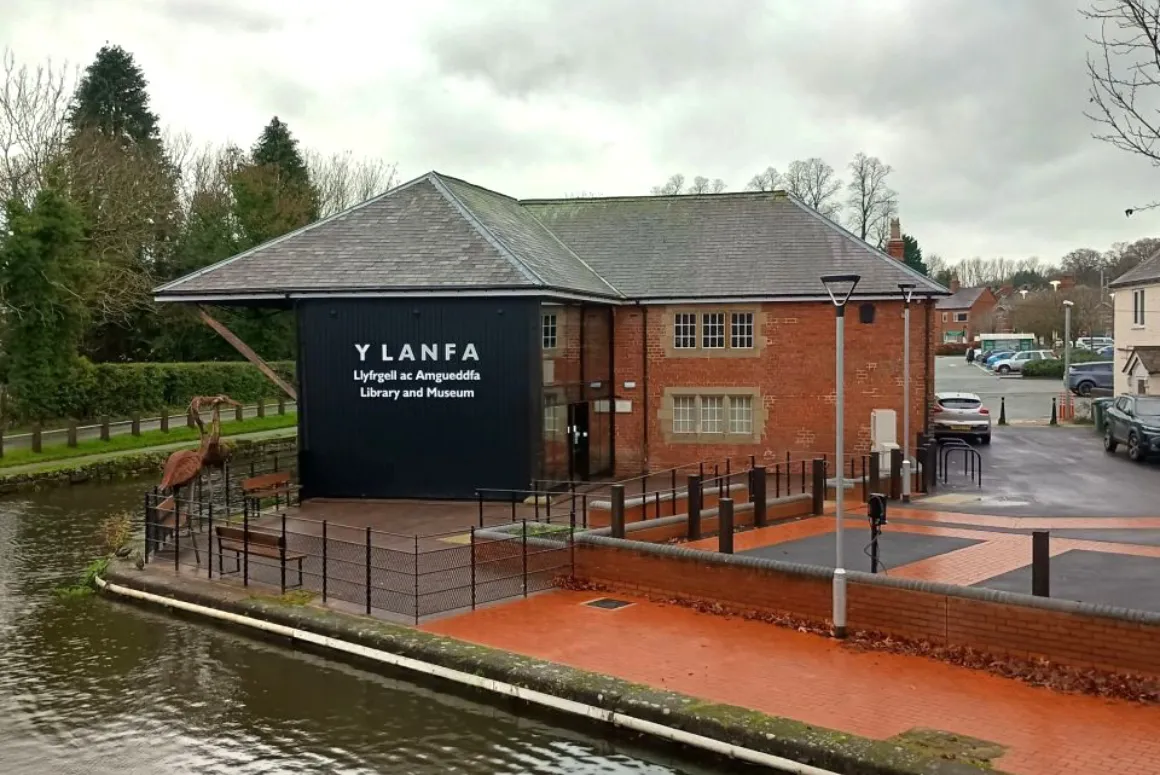 Welshpool Litter Picking Hub Returns to its Permanent Home