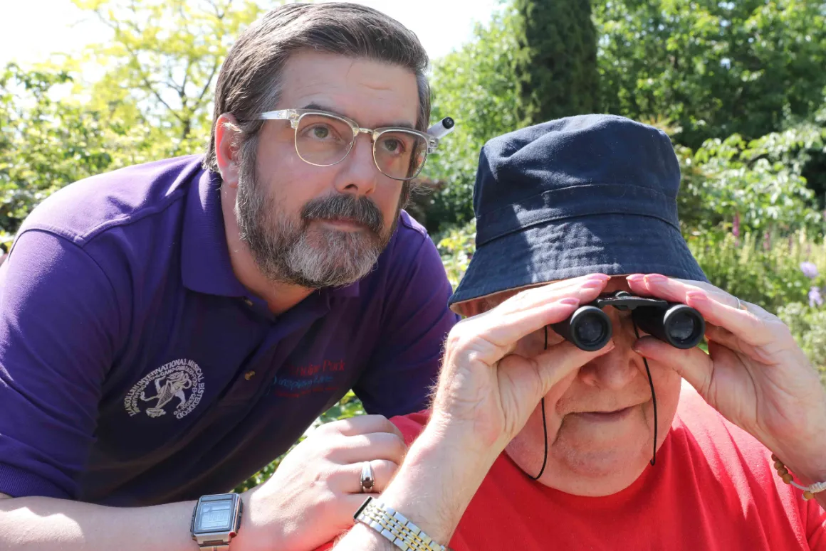 From Blue Tits to Buzzards: Birdwatcher Stunned After Finding 29 Species