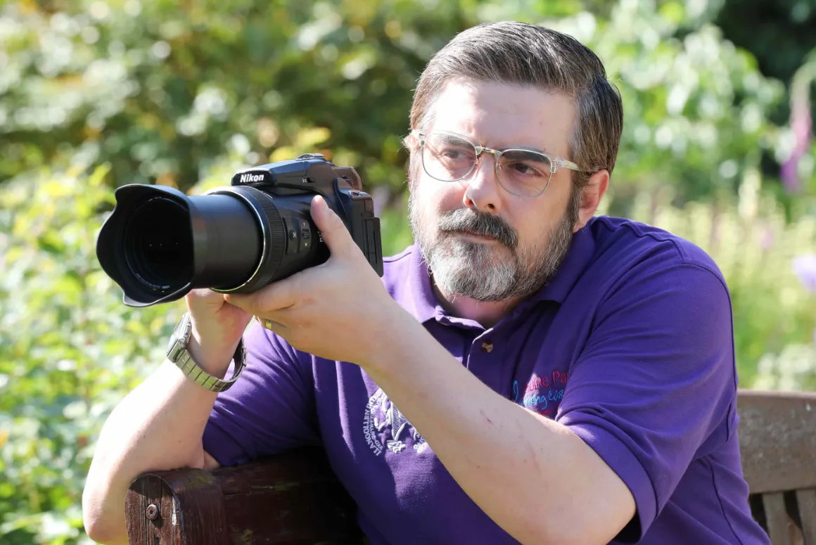 From Blue Tits to Buzzards: Birdwatcher Stunned After Finding 29 Species