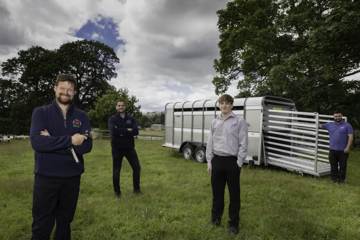 “Ronaldo of Sheep Shearing” Aims for Lamb Slide Victory