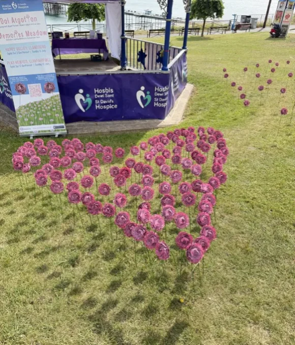 Memories Meadow Raises Over £10,000 for Local Hospice Care Memories Meadow Raises Over £10,000 for Local Hospice Care