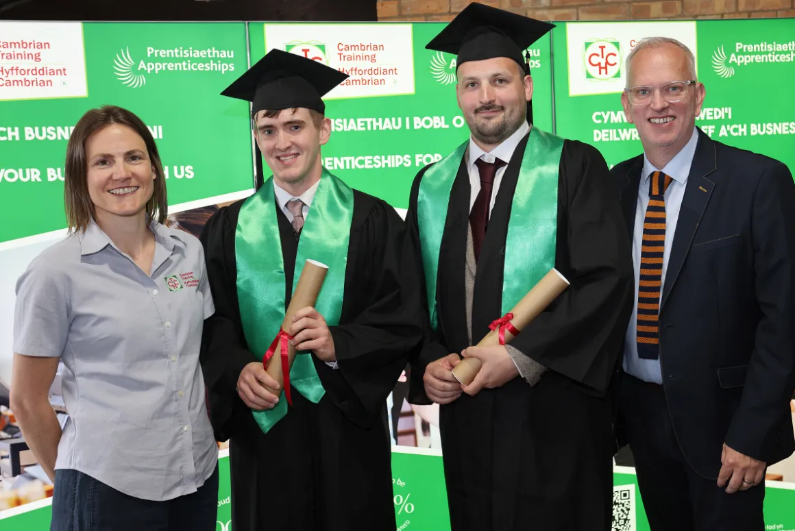 Welsh Companies’ Management Apprentices Celebrate Success