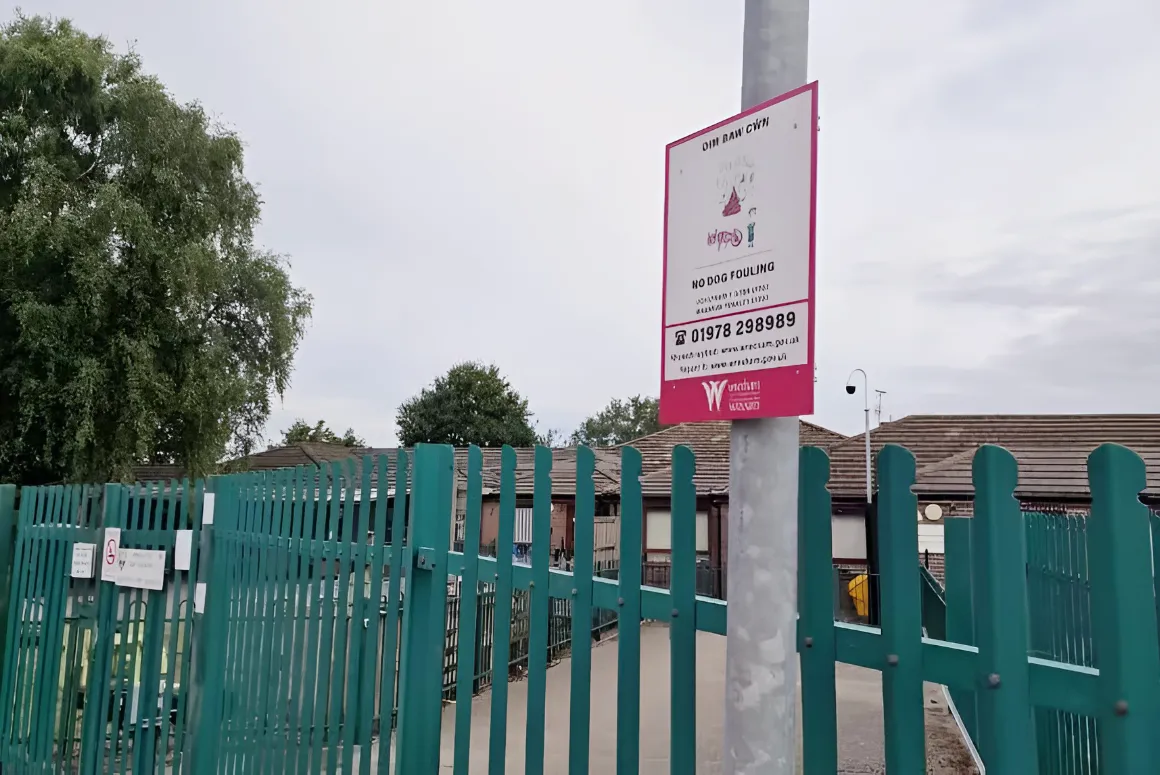 Designers Anti-dog Fouling Signs Appearing Across Wrexham